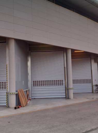 porque instalar puertas enrollables industriales