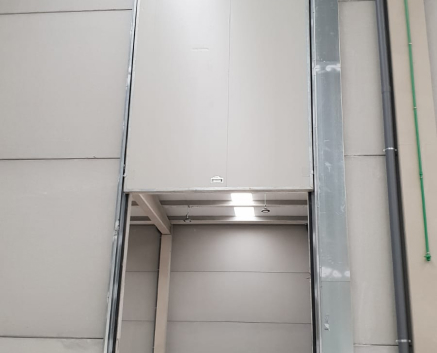 puerta cortafuegos guillotina vertical una hoja Errece Loading systems spain