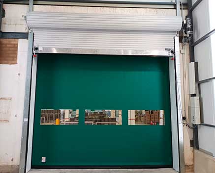 puerta enrollable cortafuegos