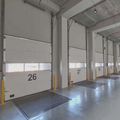 Plataformas-y-puertas-seccionales-de-muelle.jpg